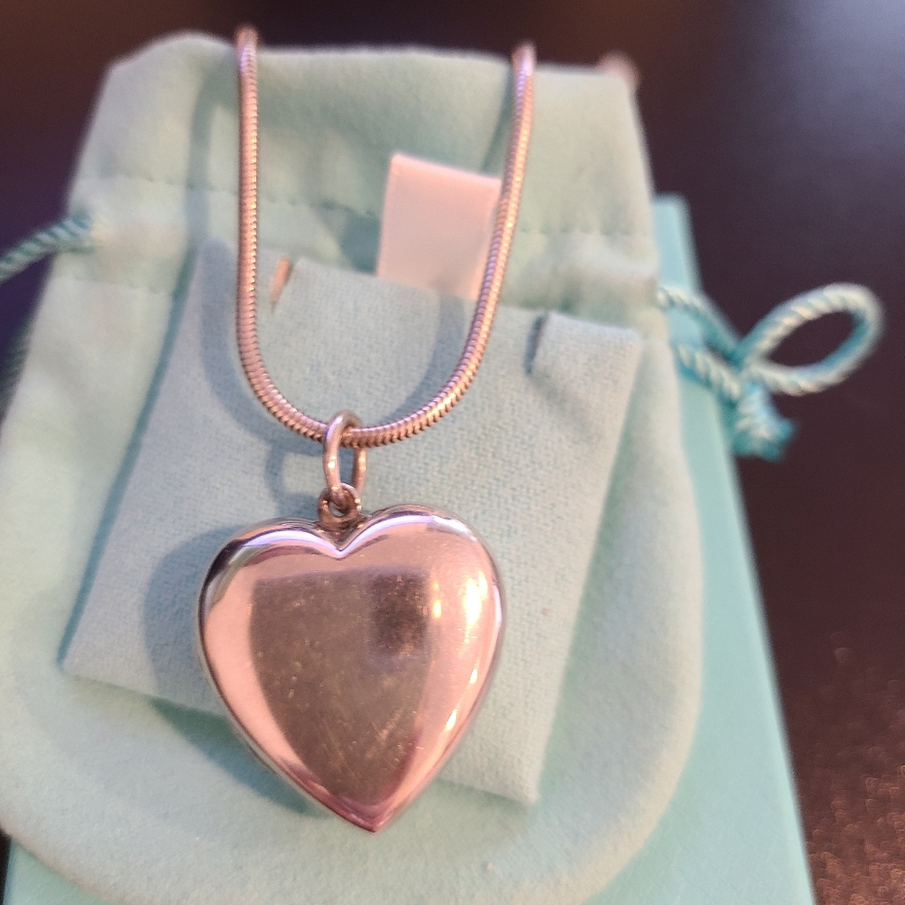 COPY - Tiffany & Co.